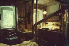 06-18-Notwohnung in Zimmer 1-1.jpg