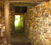 29-Holzschuppen 1breit.jpg